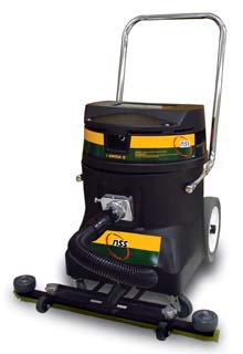 COLT 800P WET DRY VAC 
W/ FRONT MOUNT
SQUEEGEE 
(EA)